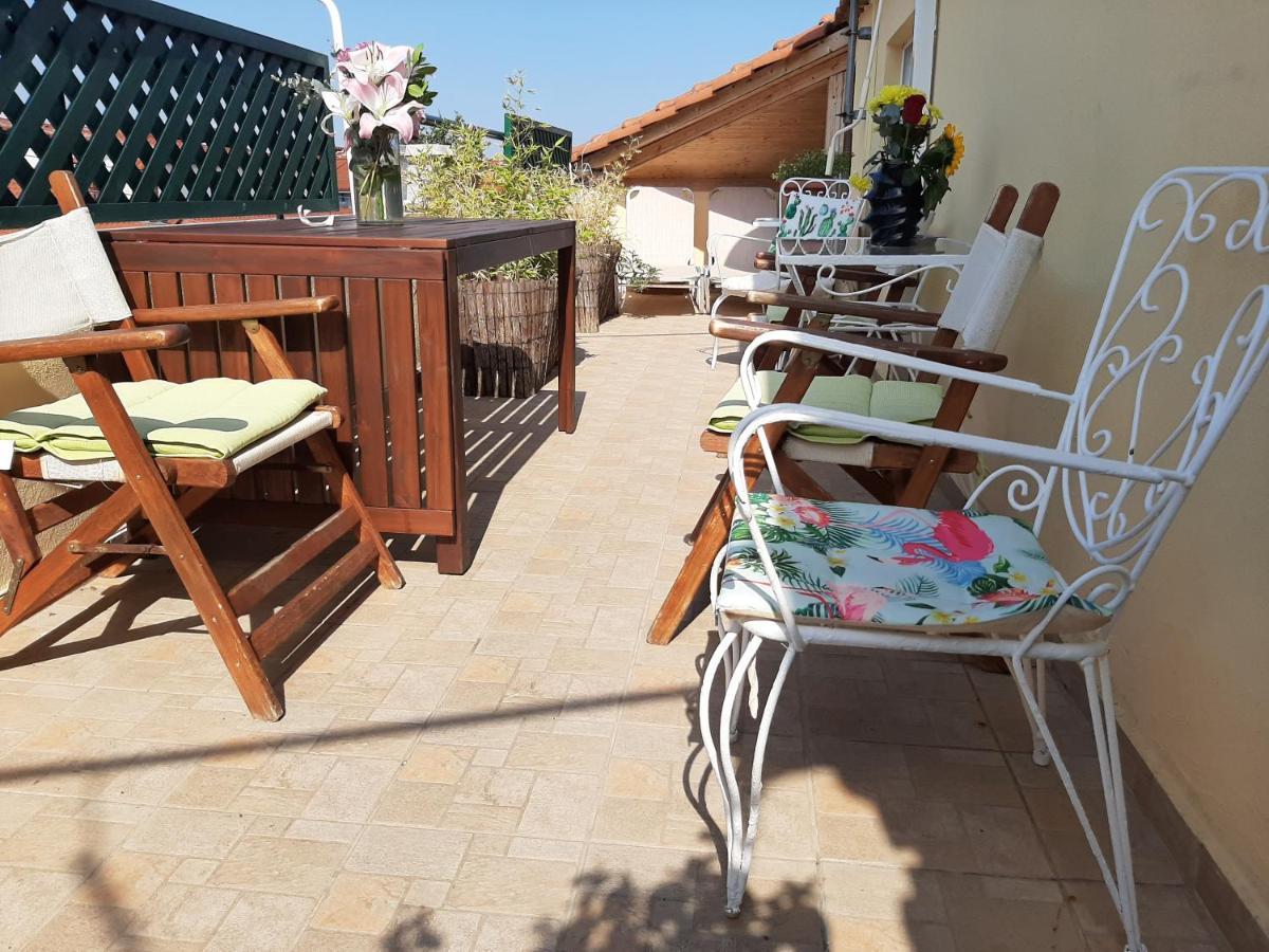 פפקוהורי Hotel Flesvos מראה חיצוני תמונה
