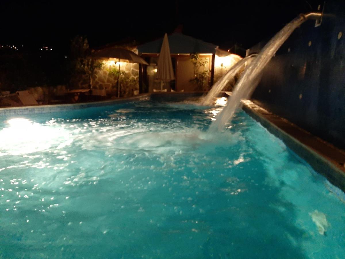 פפקוהורי Hotel Flesvos מראה חיצוני תמונה