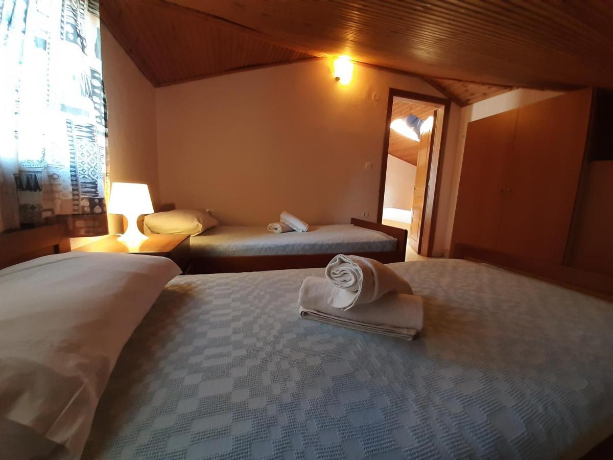 פפקוהורי Hotel Flesvos מראה חיצוני תמונה