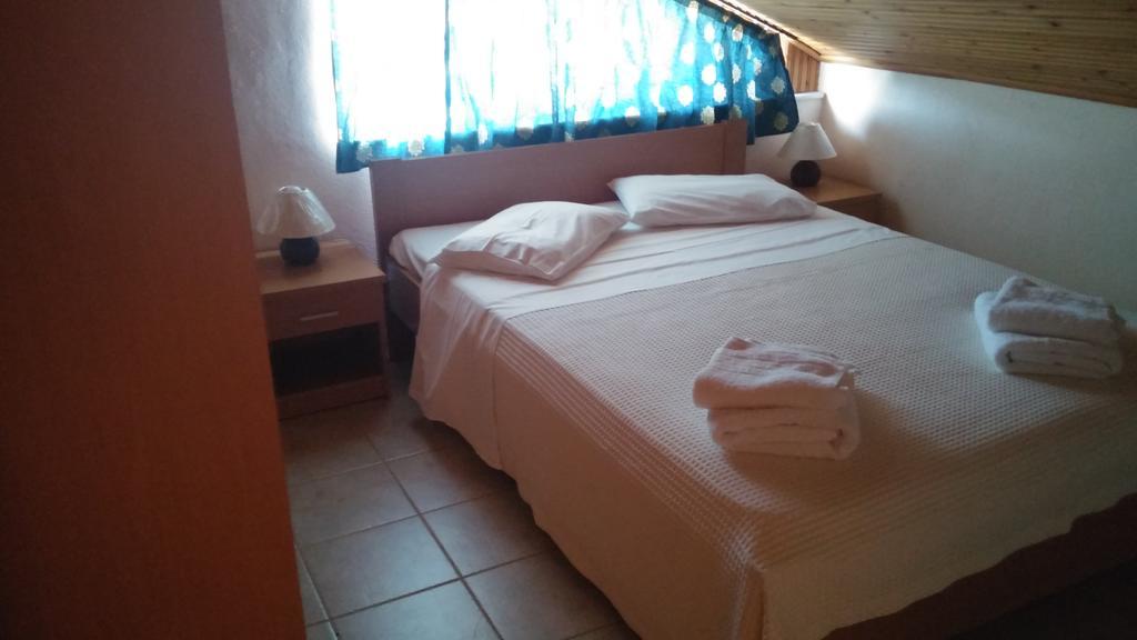 פפקוהורי Hotel Flesvos מראה חיצוני תמונה